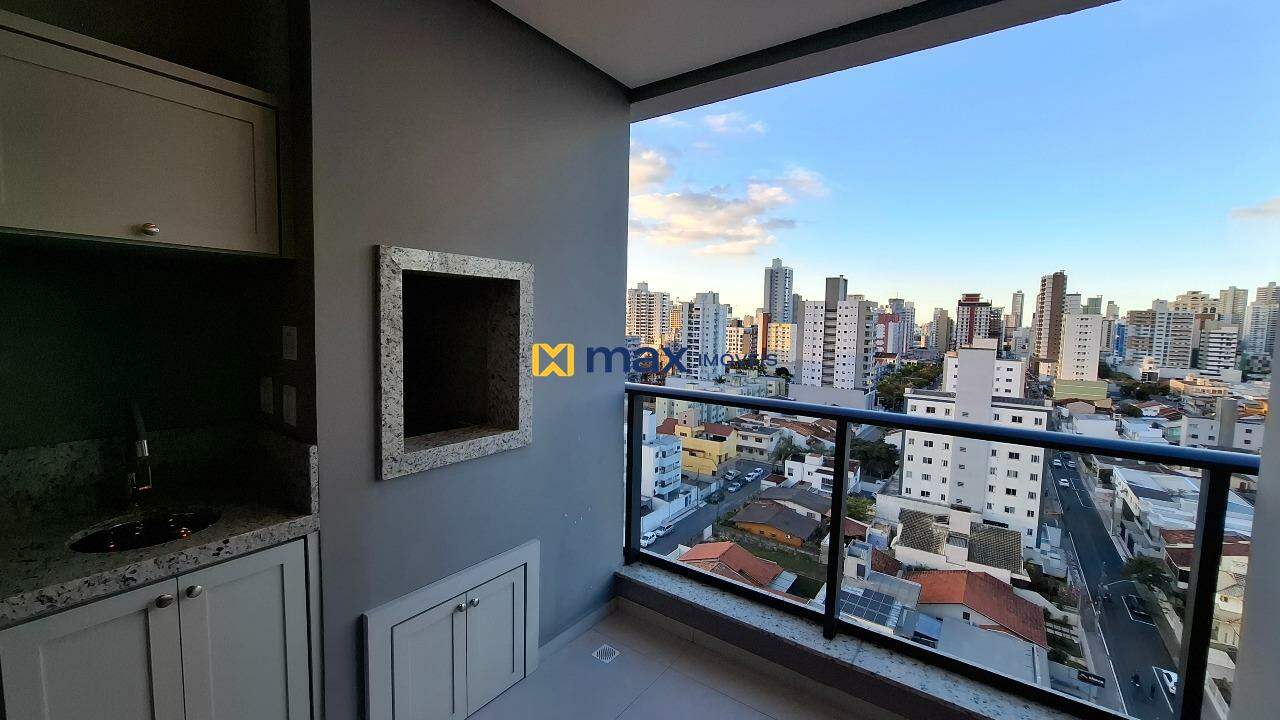 Apartamento para aluguel no Centro: Sacada