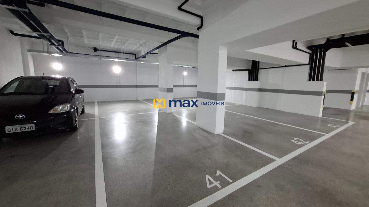 Apartamento para aluguel no Centro: Garagem