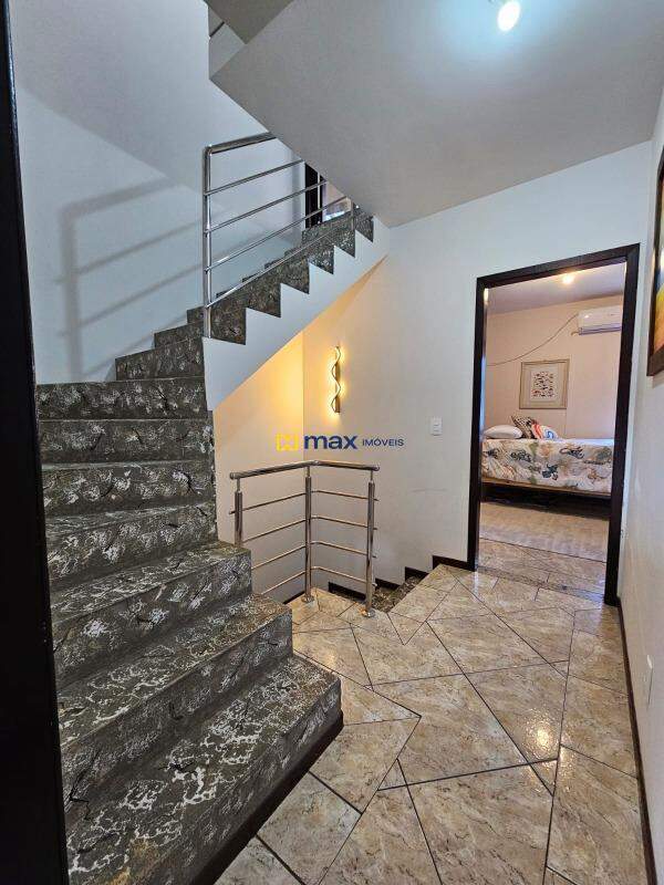 Casa à venda no Centro: