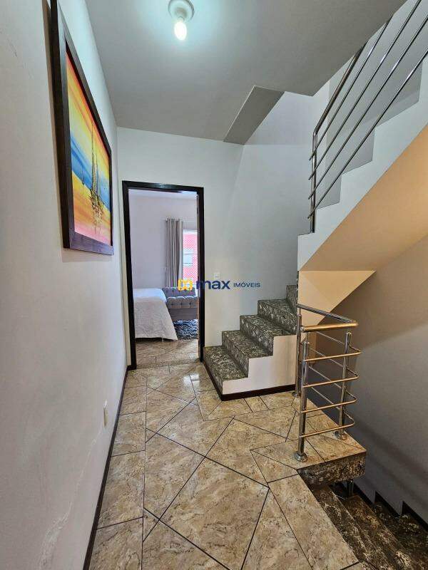 Casa à venda no Centro: