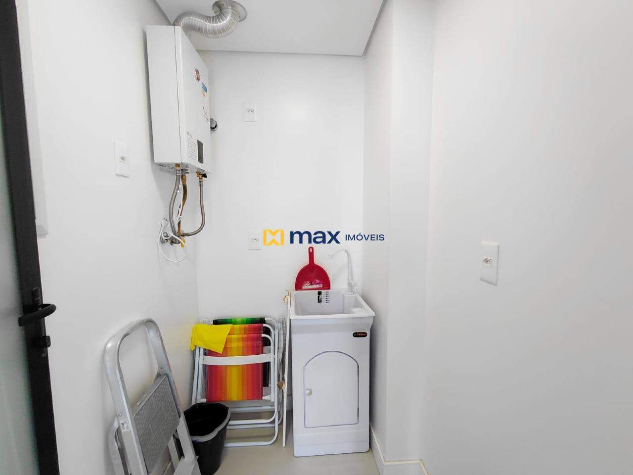 Apartamento para aluguel no Centro: Lavanderia