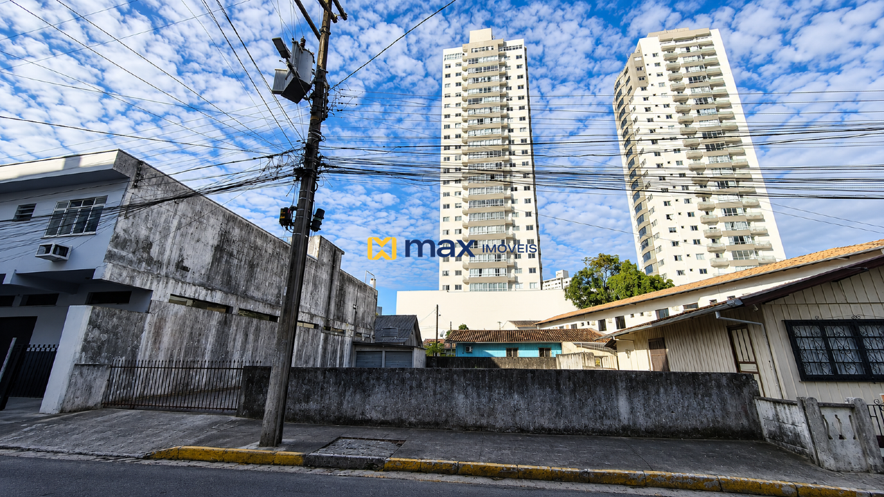 Terreno à venda no Centro: Fachada
