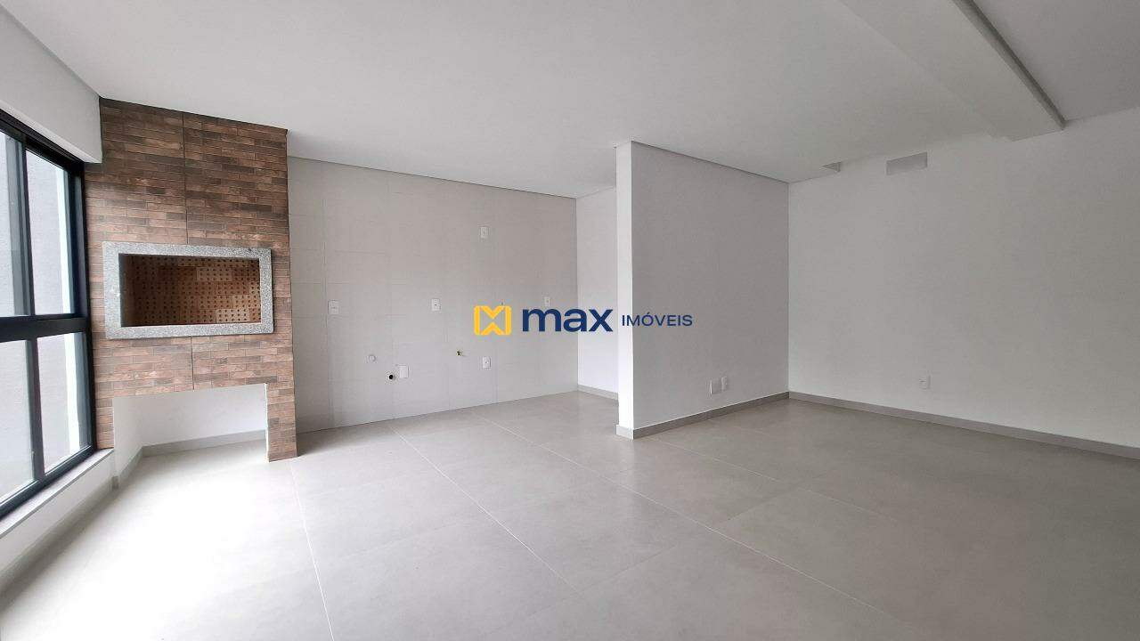 Apartamento à venda no Cordeiros: Living integrado
