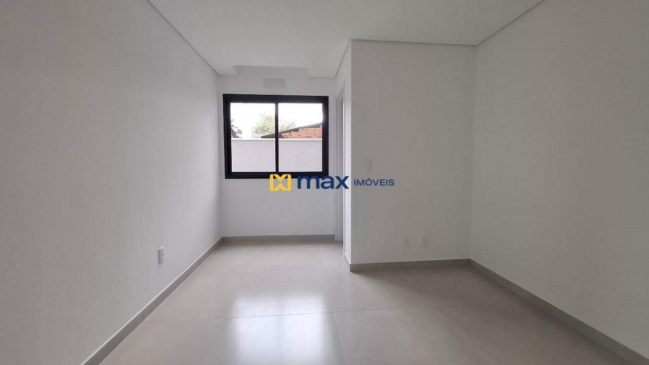 Apartamento à venda no Cordeiros: Suíte