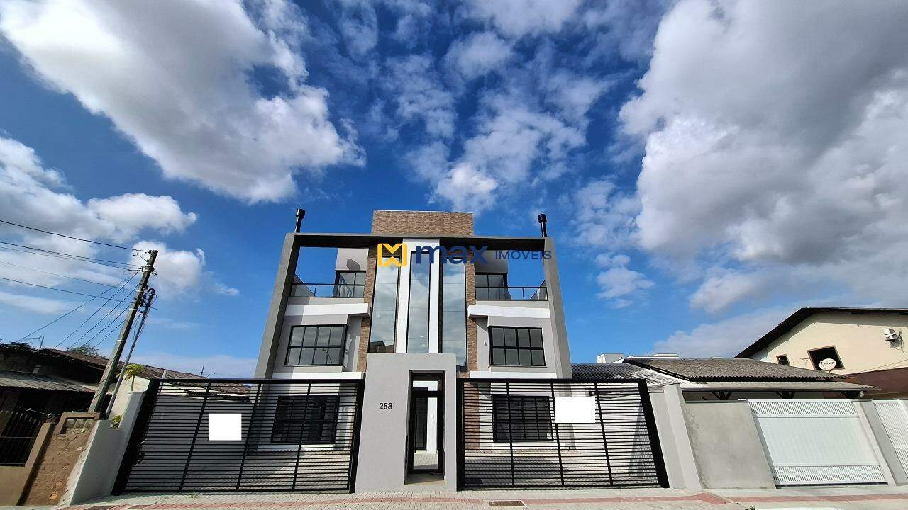 Apartamento à venda no Cordeiros: Fachada
