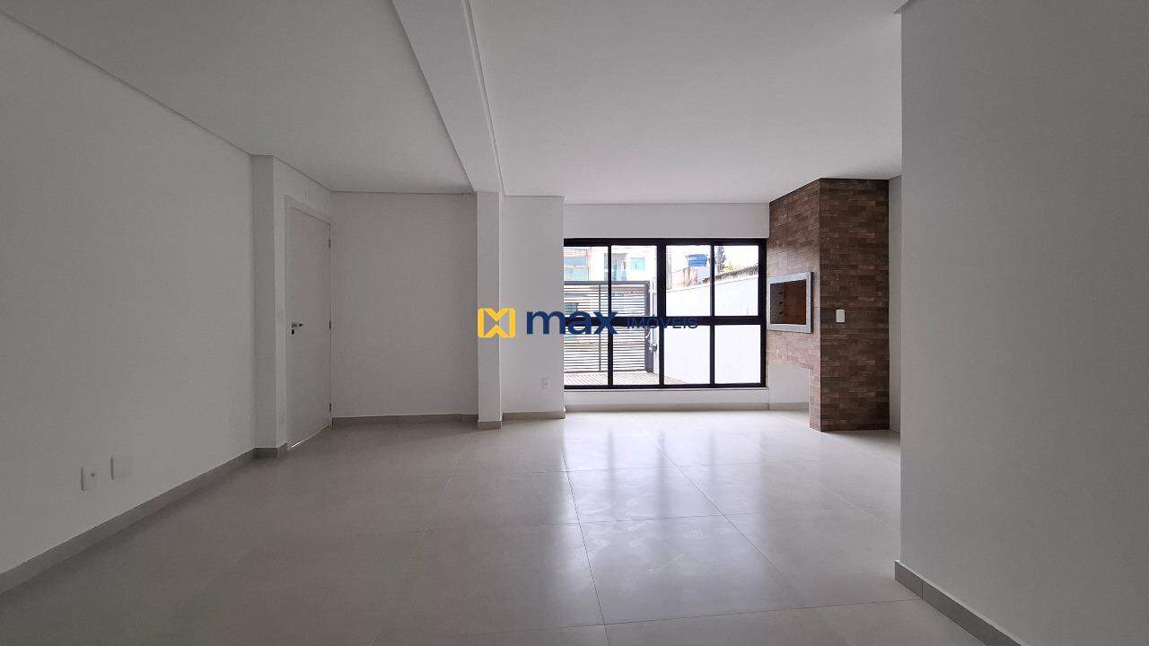 Apartamento à venda no Cordeiros: Living integrado