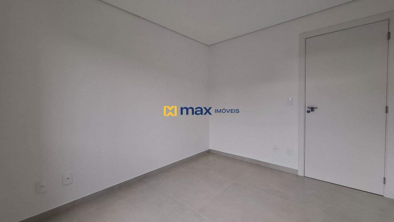 Apartamento à venda no Cordeiros: Dormitório
