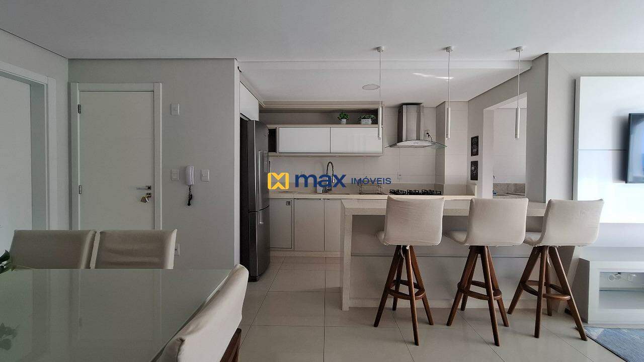 Apartamento à venda no Fazenda: Living integrado