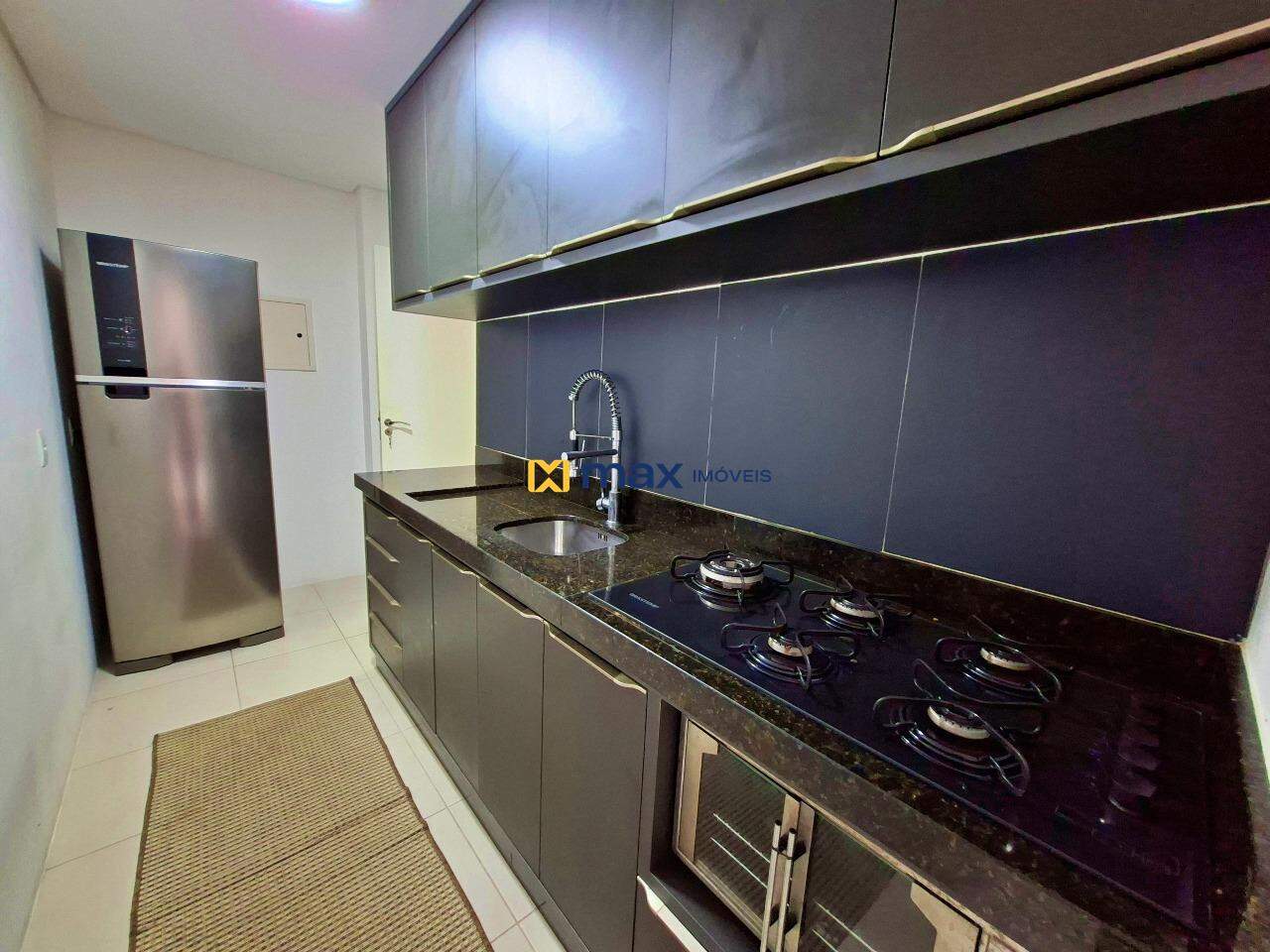 Apartamento à venda no Nações: cozinha