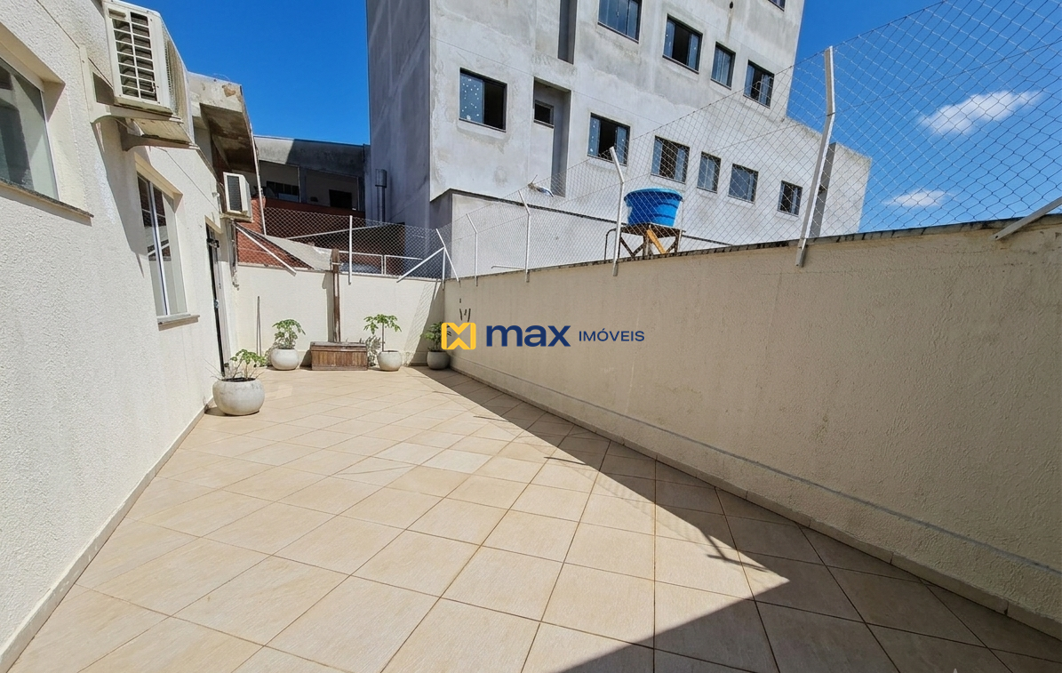 Apartamento à venda no Nações: terraço