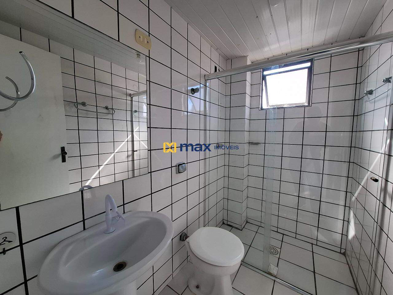 Apartamento à venda no Centro: banheiro suíte