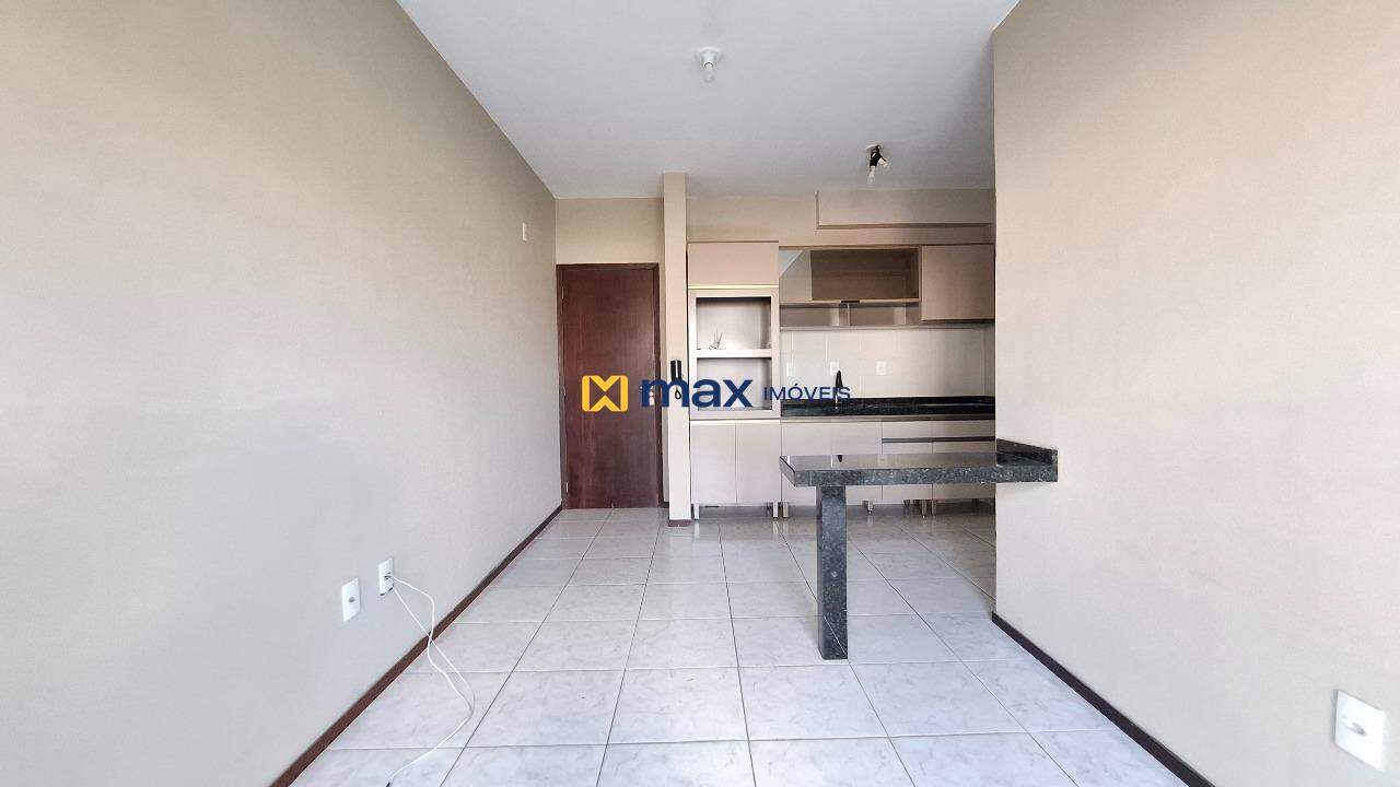 Apartamento para aluguel no Itaipava: Sala de Estar