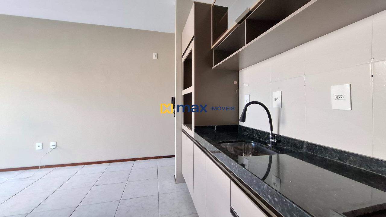Apartamento para aluguel no Itaipava: Cozinha