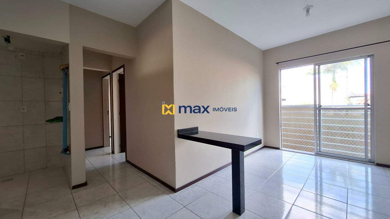 Apartamento para aluguel no Itaipava: Cozinha/Sala de Estar