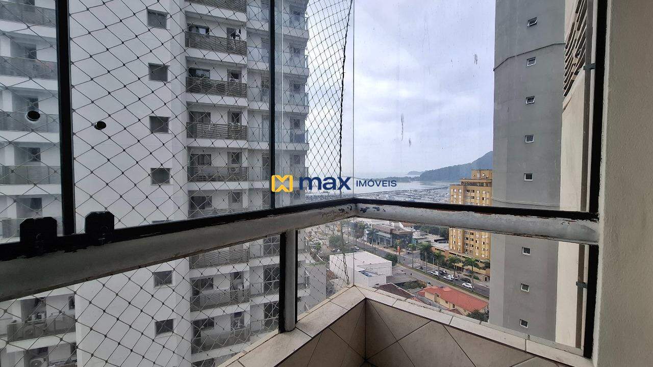 Apartamento à venda no Centro: Sacada