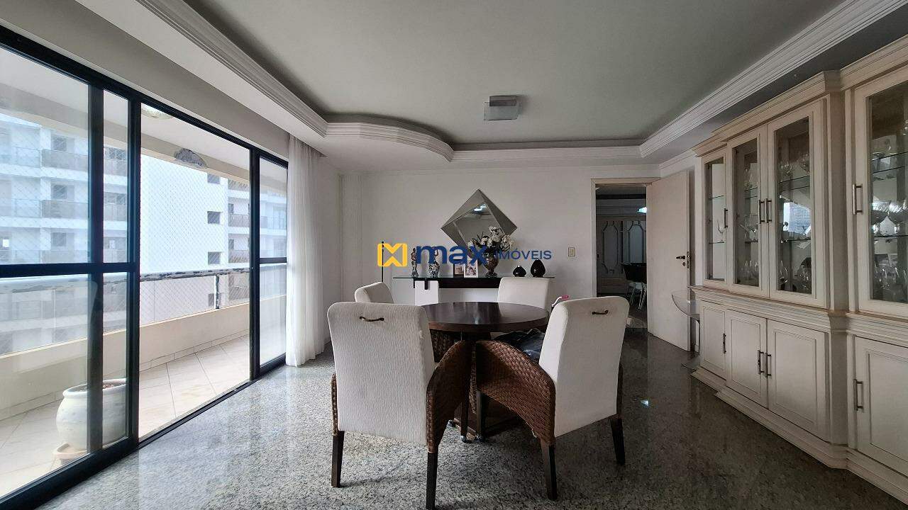 Apartamento à venda no Centro: Living integrado
