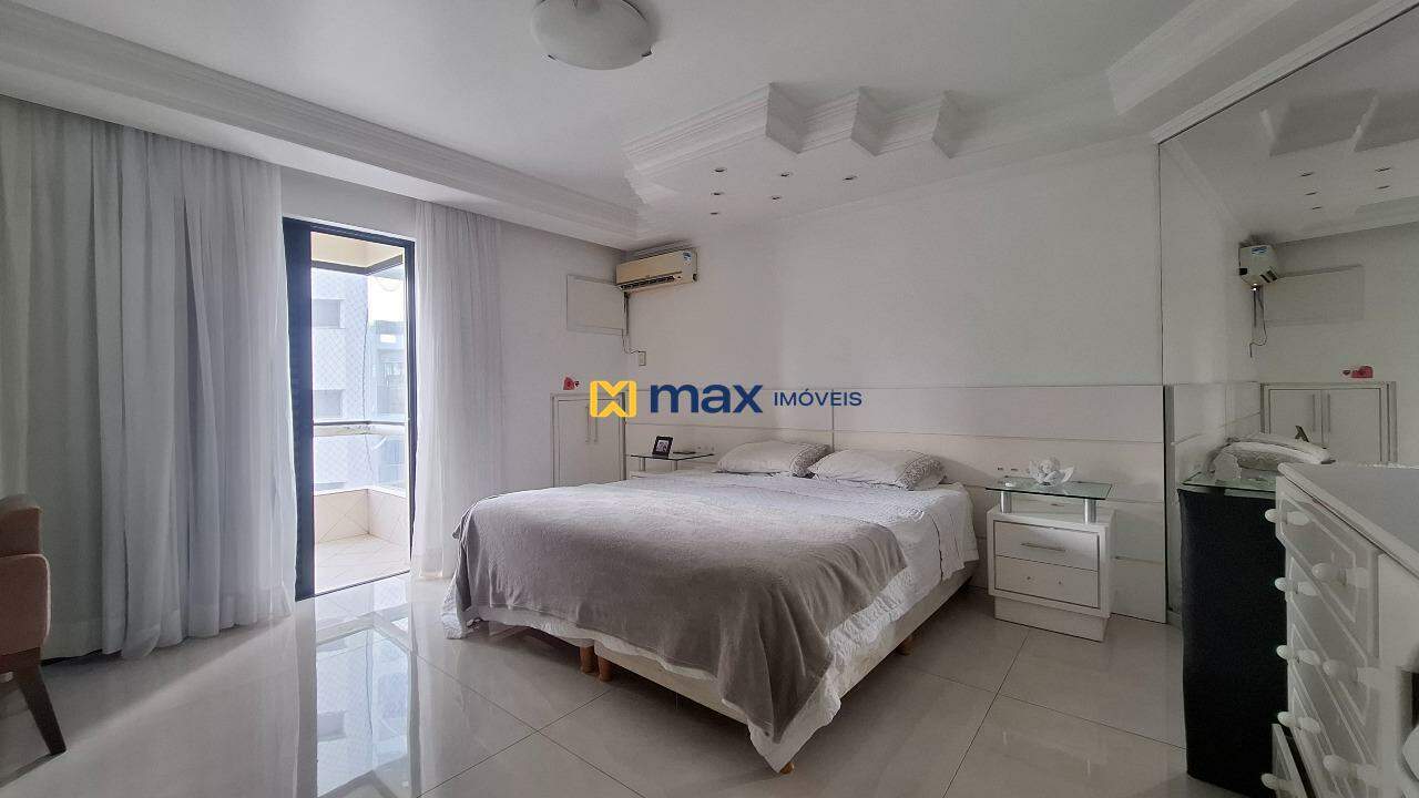 Apartamento à venda no Centro: Suíte