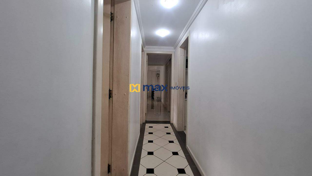 Apartamento à venda no Centro: Corredor
