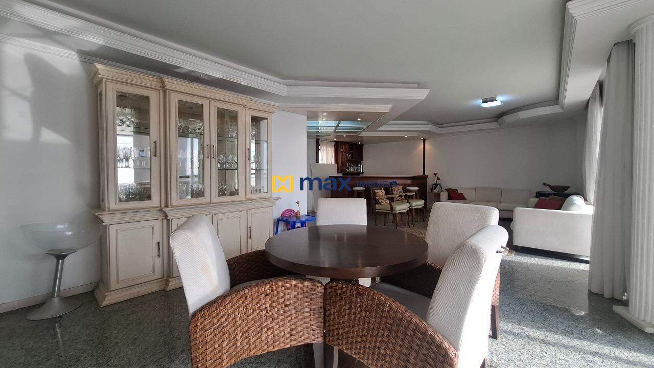 Apartamento à venda no Centro: Living integrado