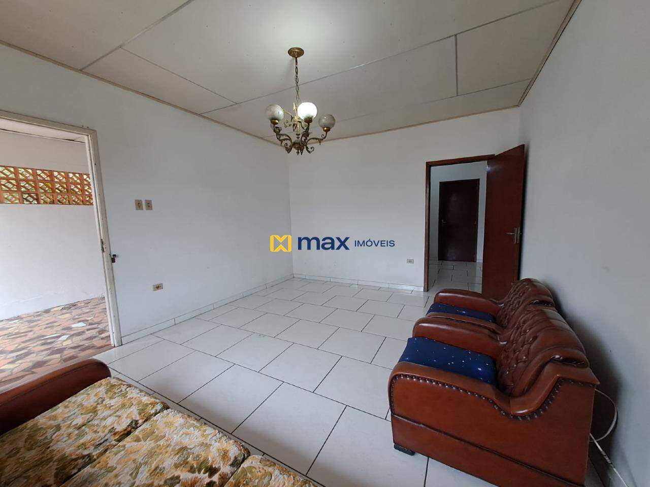 Casa para aluguel no Centro: Sala de estar