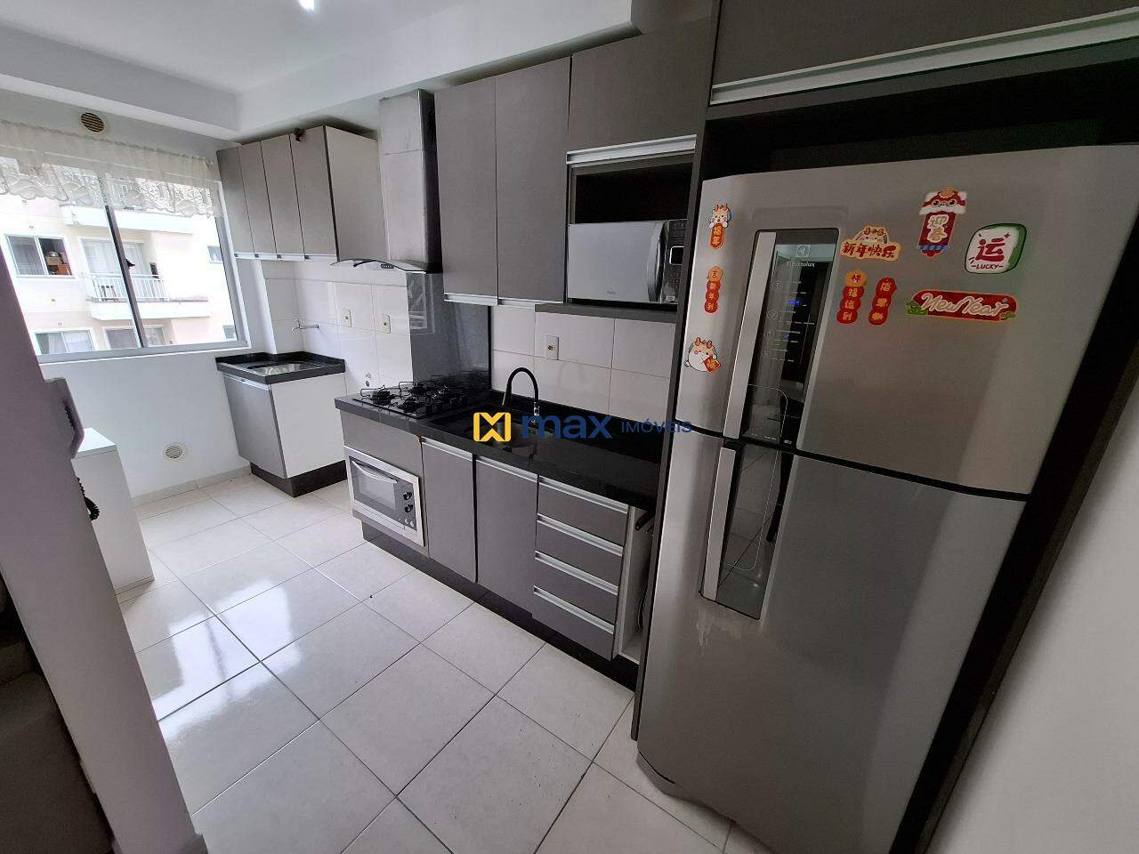 Apartamento à venda no Ressacada: Cozinha/ Lavanderia