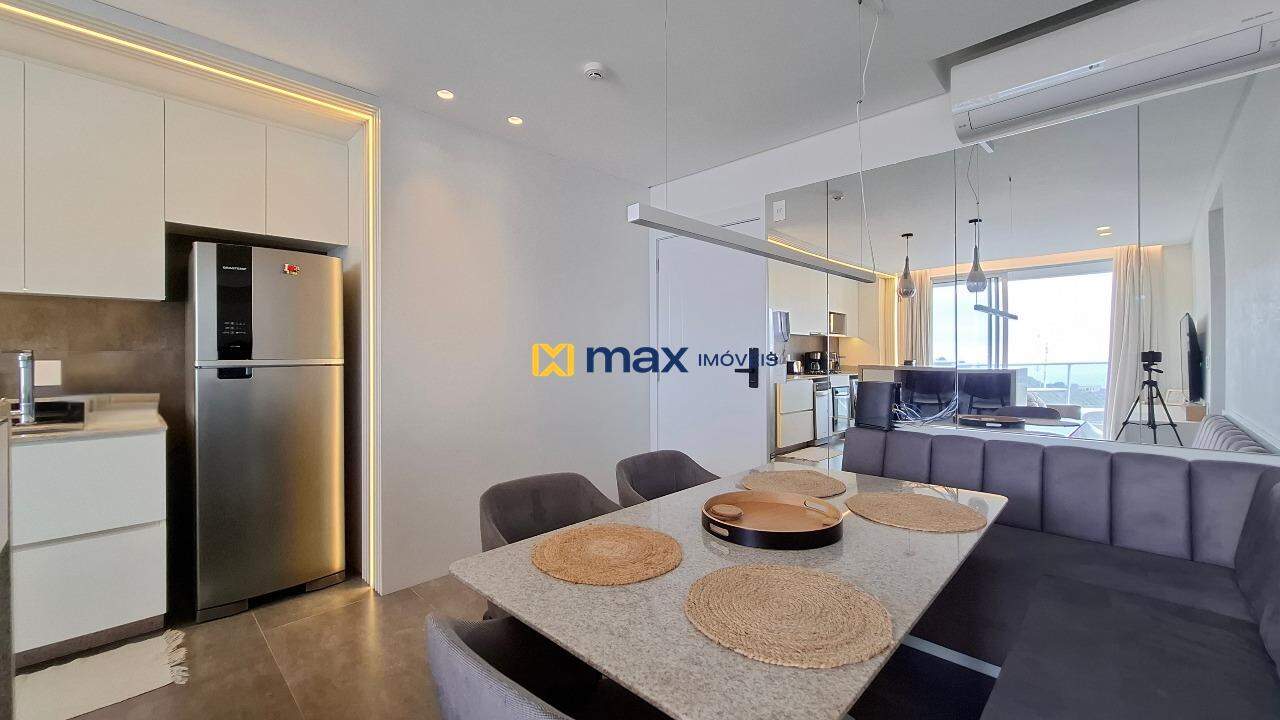 Apartamento à venda no Praia Brava: Living integrado
