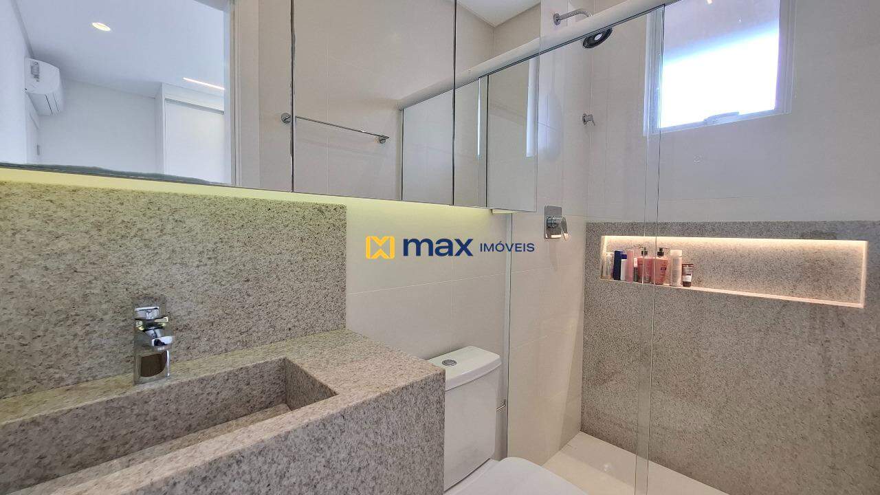 Apartamento à venda no Praia Brava: Banheiro suíte