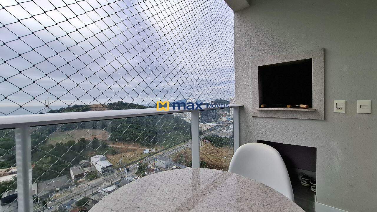 Apartamento à venda no Praia Brava: Sacada com churrasqueira