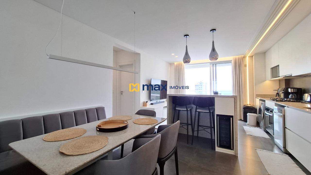 Apartamento à venda no Praia Brava: Living integrado