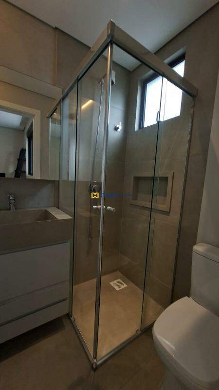 Apartamento para aluguel no Fazenda: Banheiro da Suíte 1