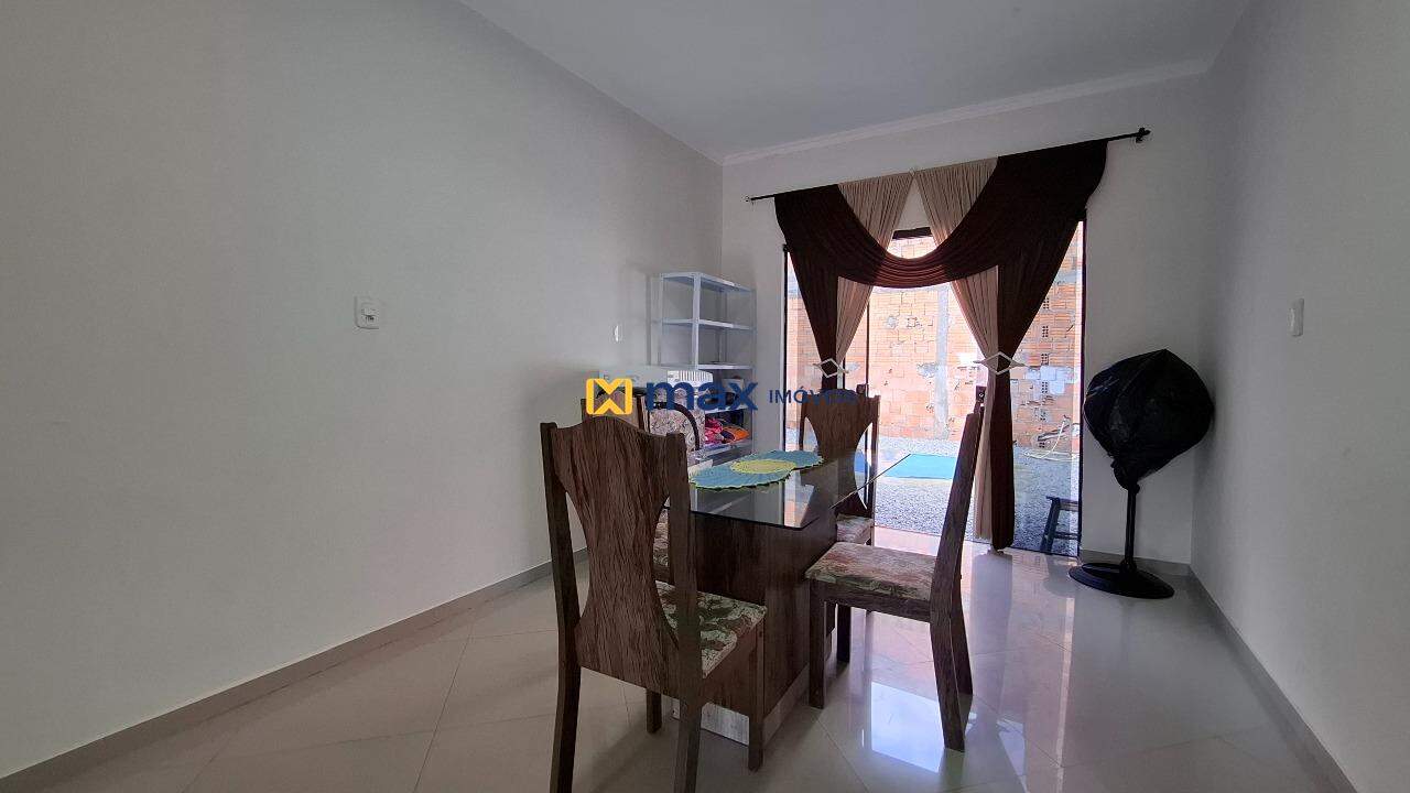 Casa à venda no Santa Regina: Living integrado