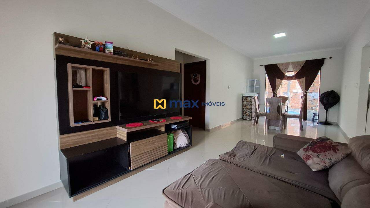Casa à venda no Santa Regina: Living integrado