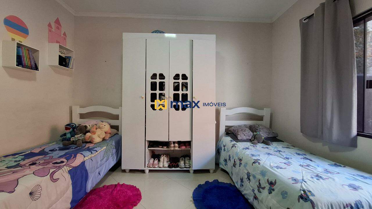 Casa à venda no Santa Regina: Dormitório