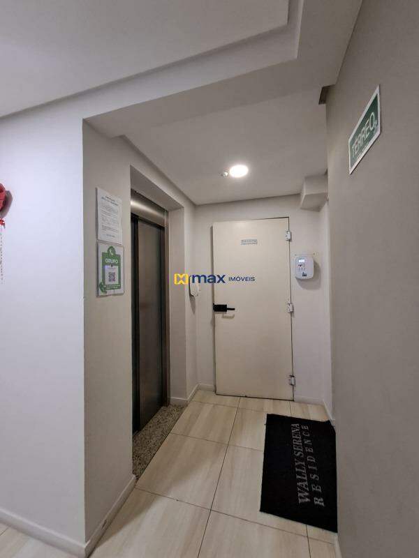 Apartamento para aluguel no Centro: Elevador