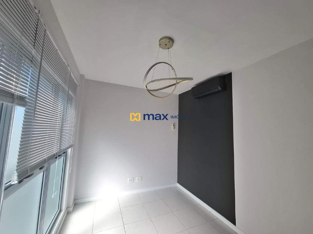 Sala para aluguel no Centro: Sala