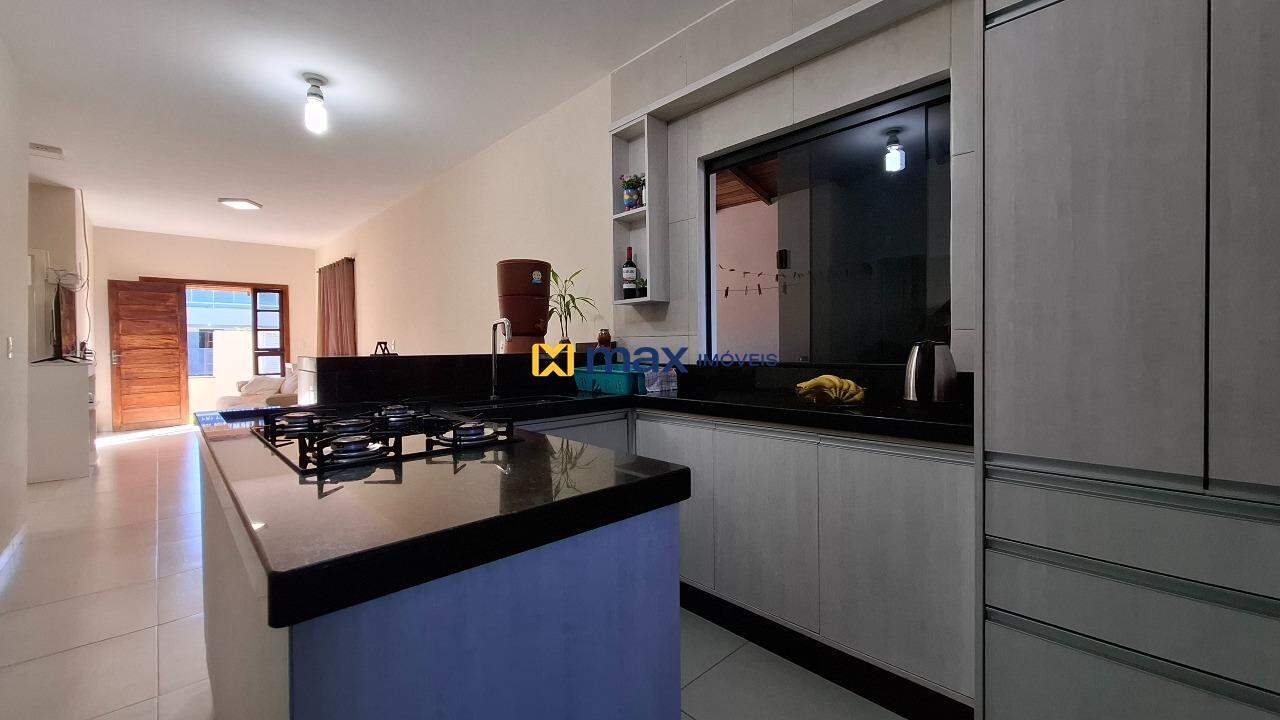 Casa à venda no Santa Regina: Cozinha