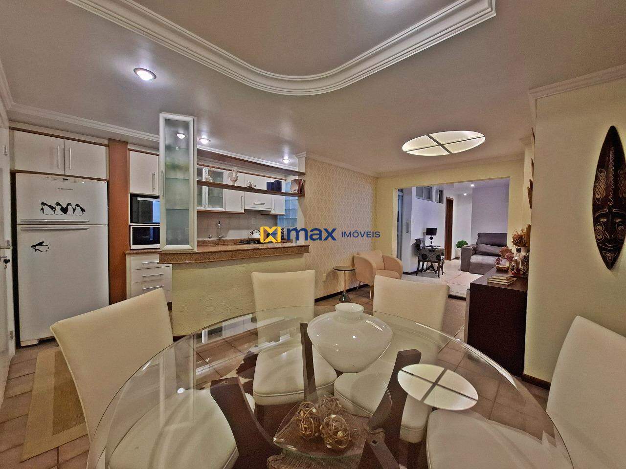 Apartamento à venda no Centro: sala de jantar