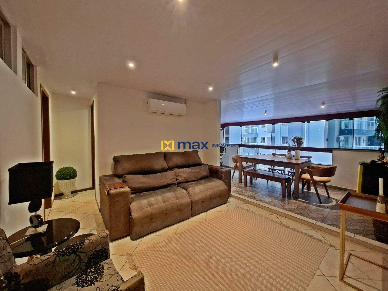 Apartamento à venda no Centro: sala de estar