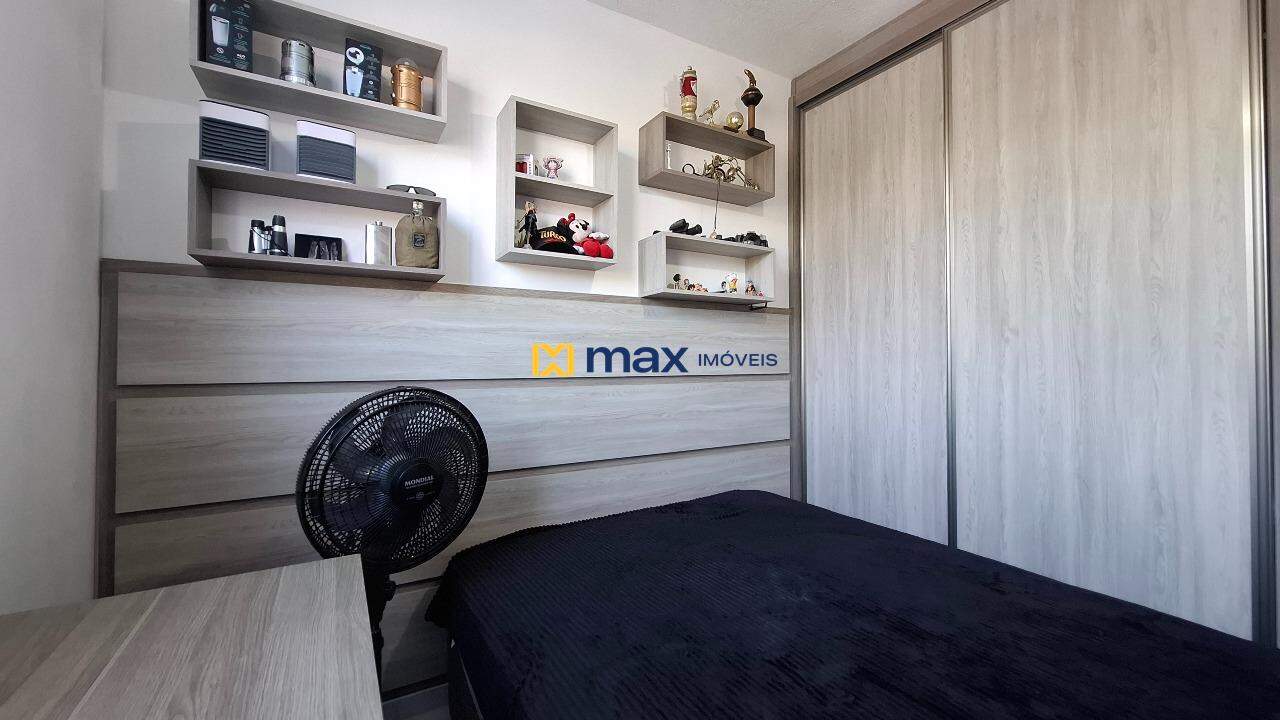 Apartamento à venda no Espinheiros: Dormitório