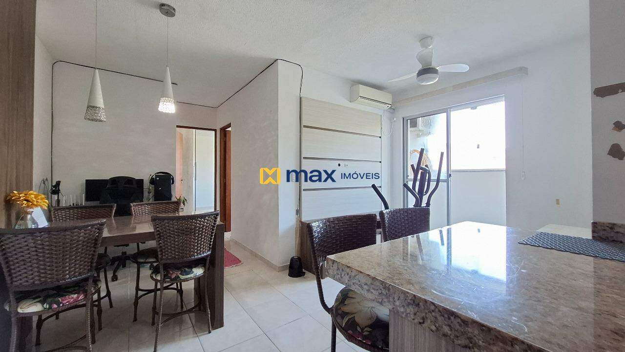 Apartamento à venda no Espinheiros: Living integrado
