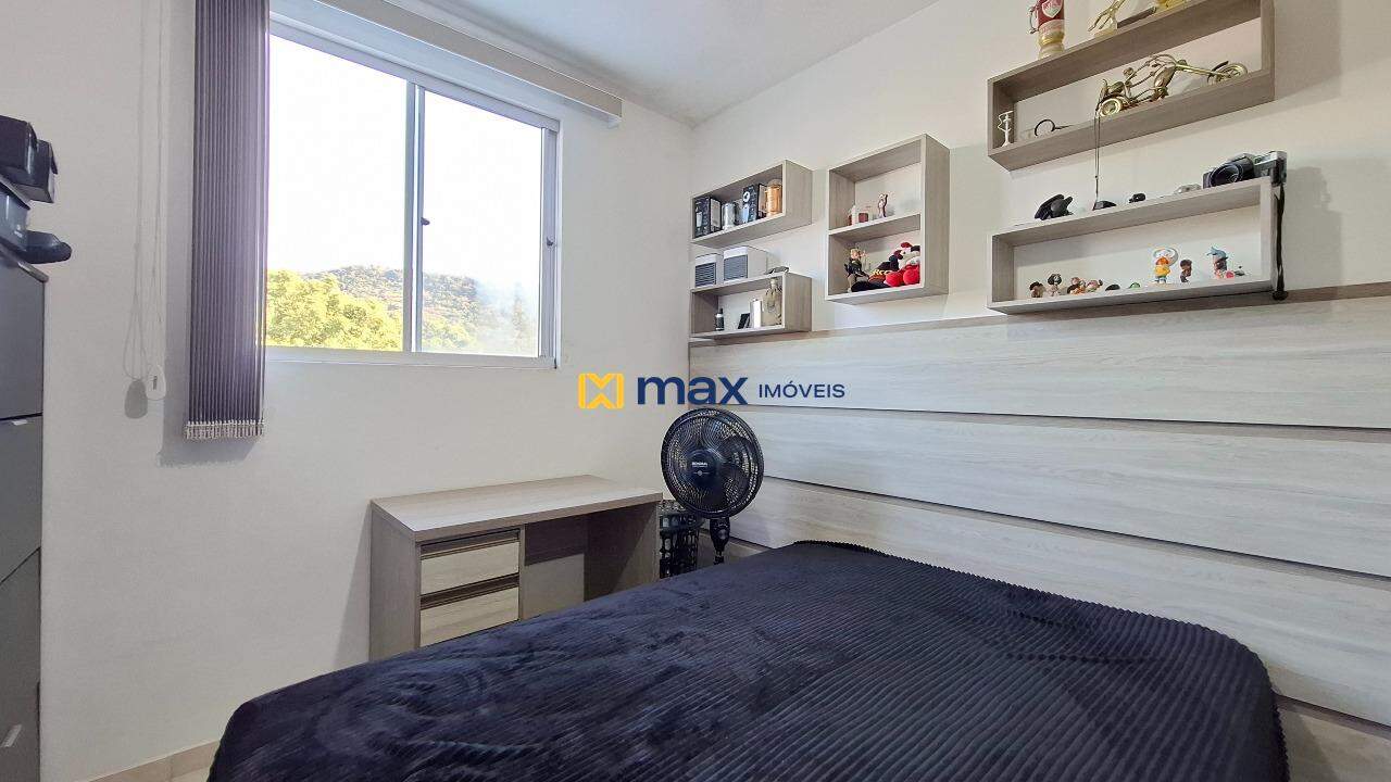 Apartamento à venda no Espinheiros: Dormitório