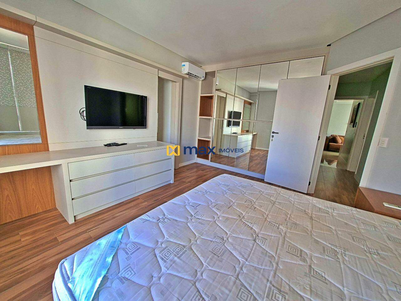 Apartamento à venda no Pioneiros: suíte 1