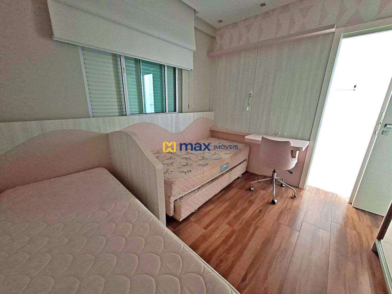 Apartamento à venda no Pioneiros: suite 2
