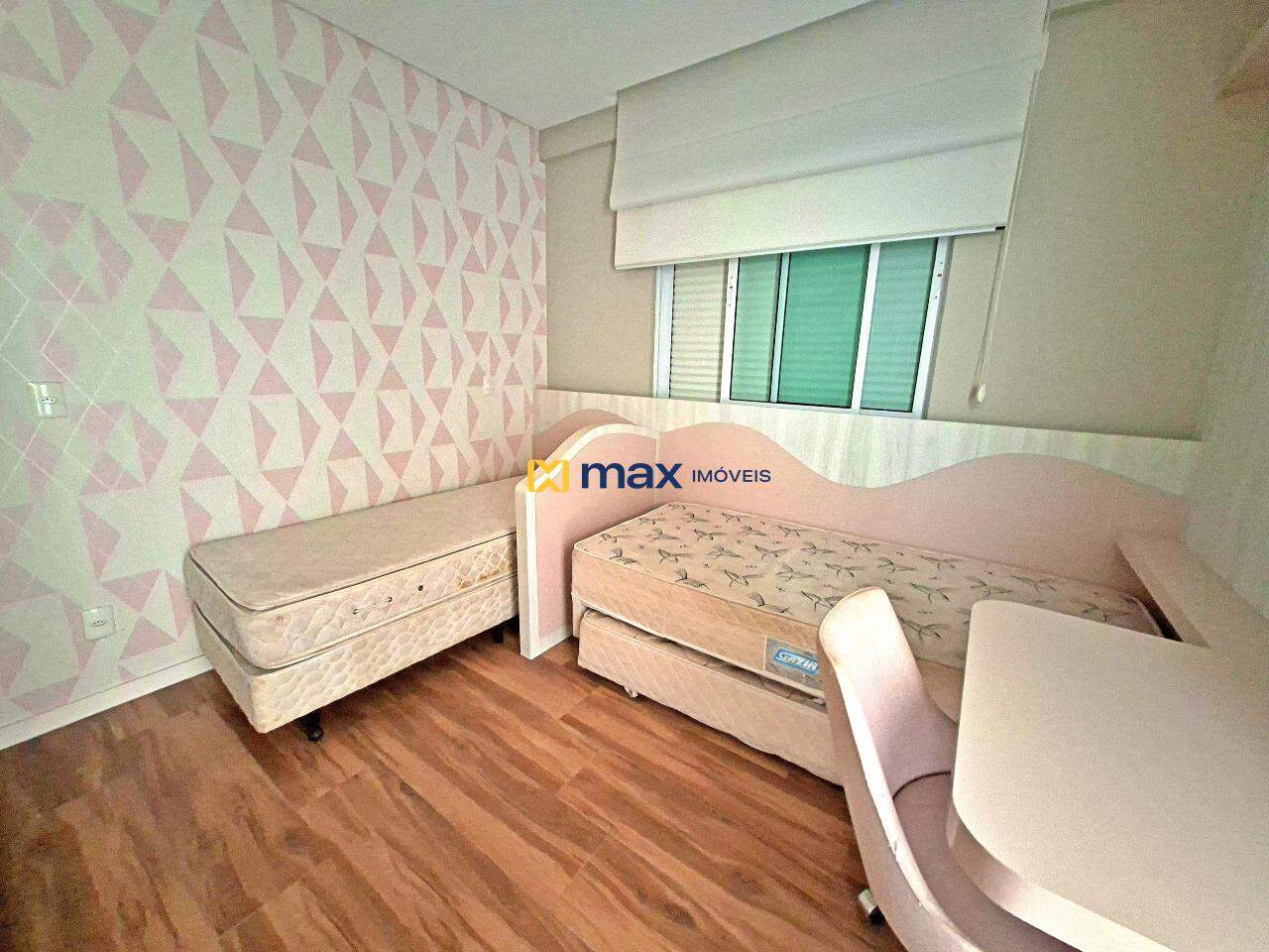 Apartamento à venda no Pioneiros: suíte 2
