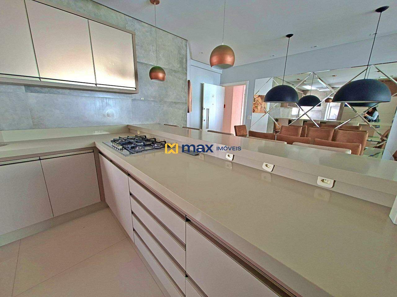 Apartamento à venda no Pioneiros: cozinha