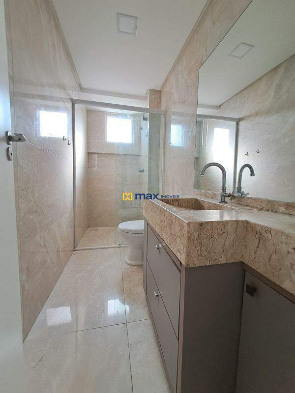 Apartamento para aluguel no Gravatá: Banheiro suite