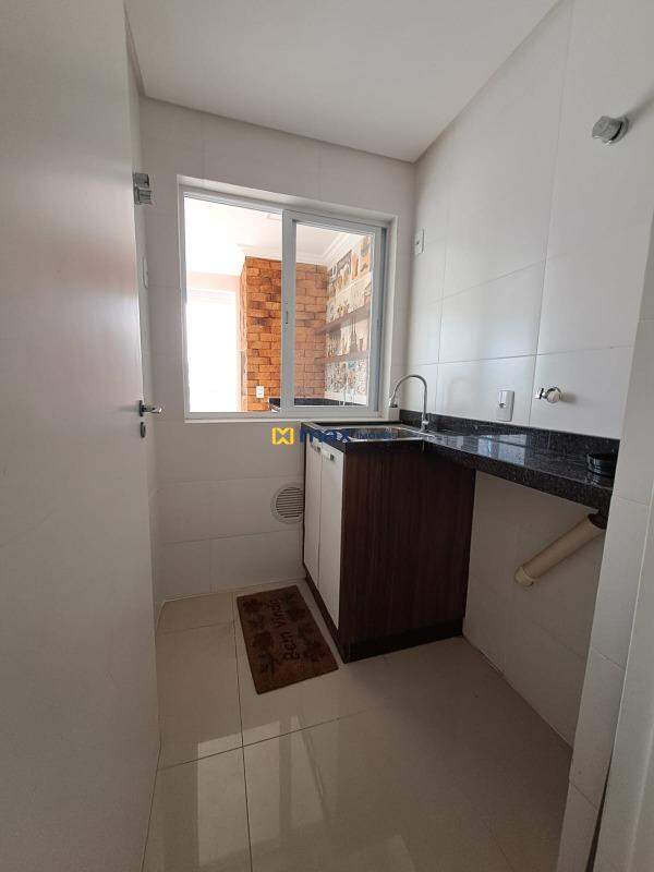 Apartamento para aluguel no Gravatá: Lavanderia