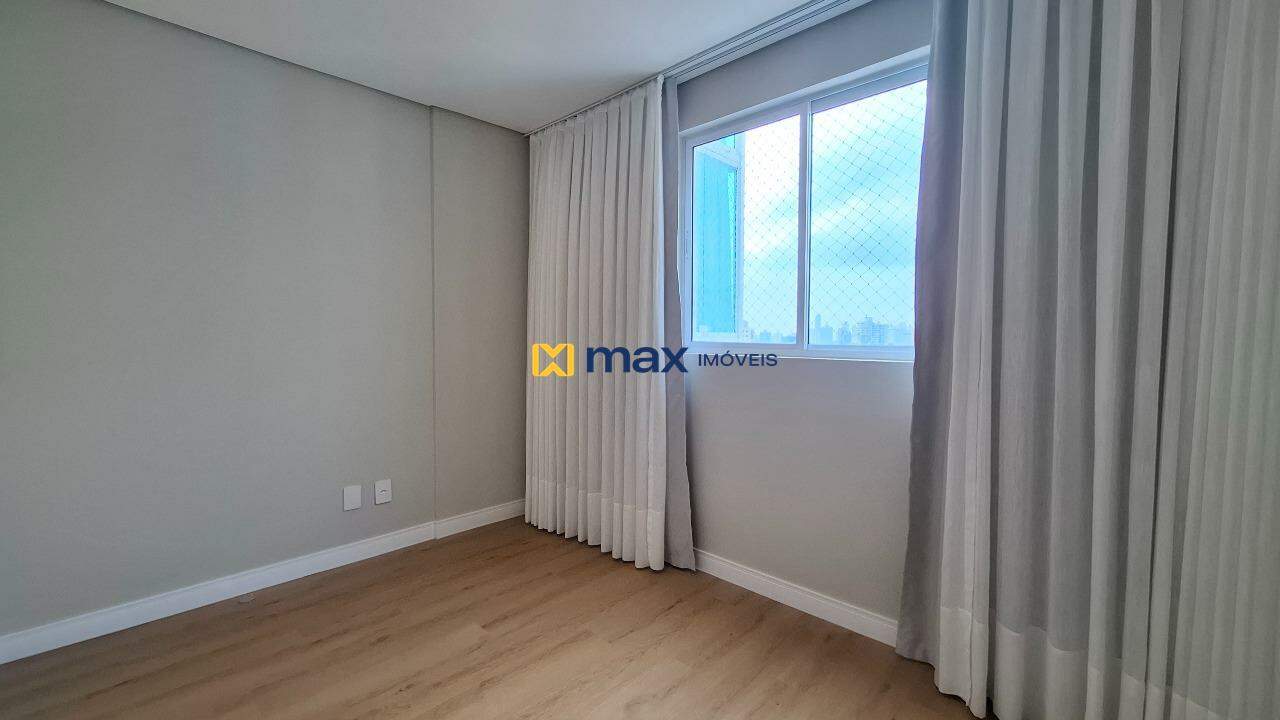 Apartamento à venda no Vila Operária: Dormitório