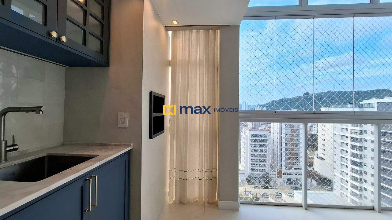 Apartamento à venda no Vila Operária: Sacada com churrasqueira