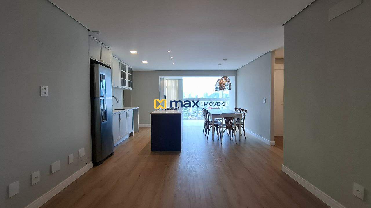Apartamento à venda no Vila Operária: Living integrado